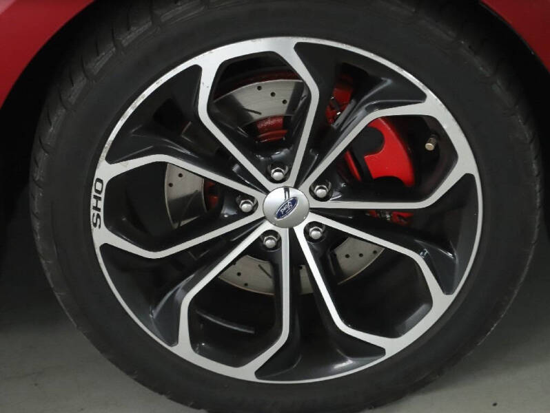 2013 Ford Taurus SHO