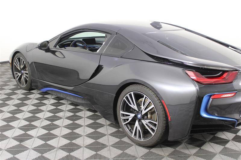 2015 BMW i8