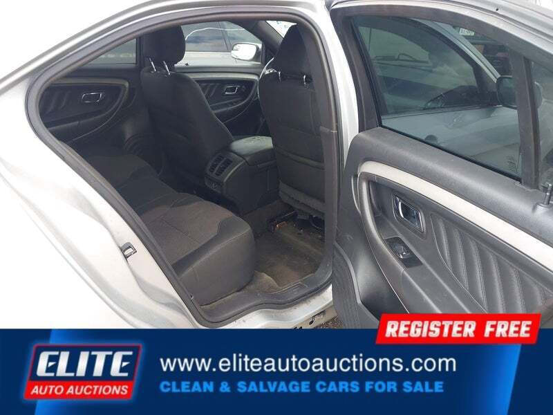 2015 Ford Taurus SEL