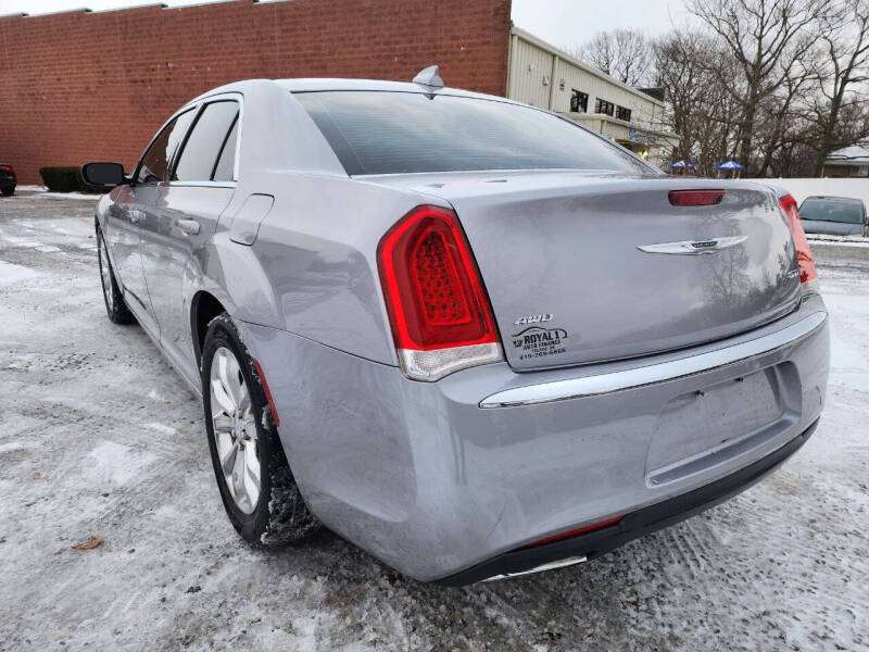 2016 Chrysler 300 Limited Anniversary