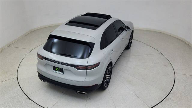 2022 Porsche Cayenne