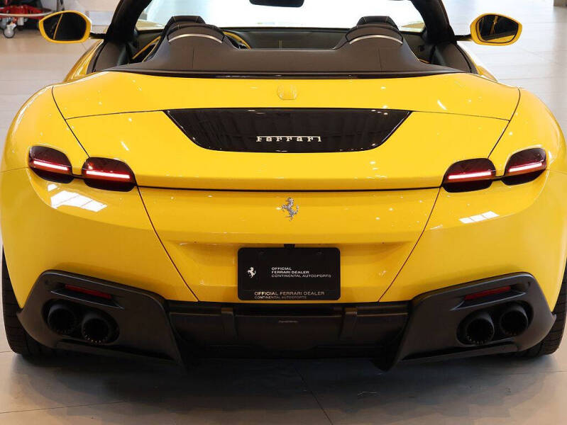 2025 Ferrari Roma Spider