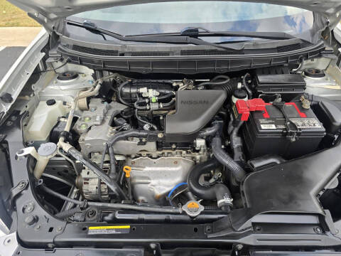 2013 Nissan Rogue SV w/SL Package