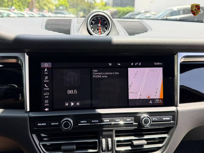 2021 Porsche Macan