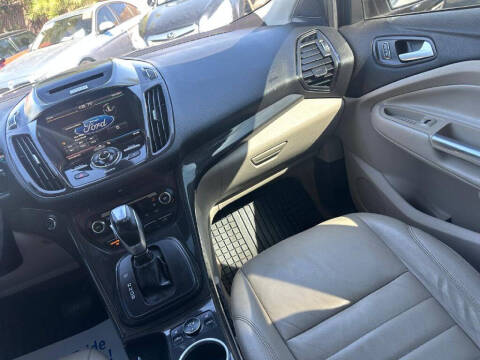 2015 Ford Escape Titanium