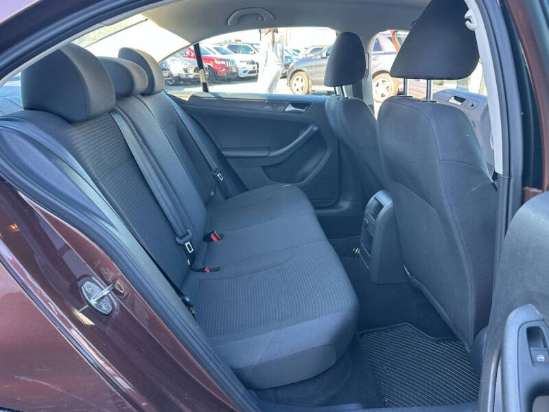 2016 Volkswagen Jetta