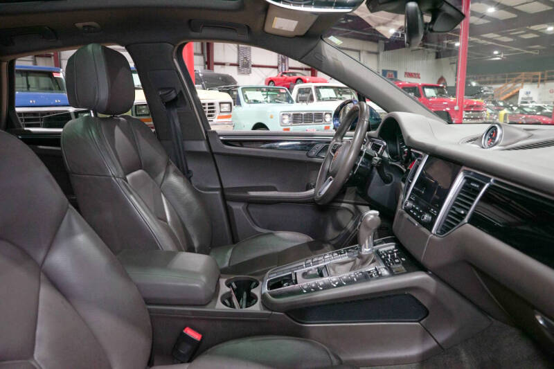 2018 Porsche Macan