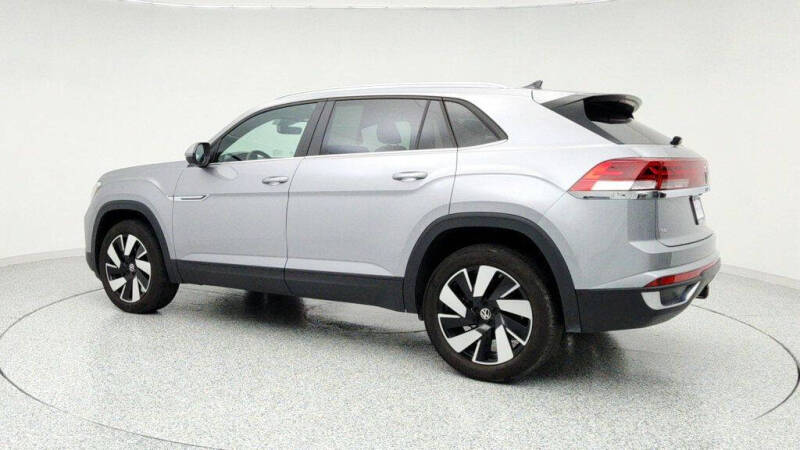 2024 Volkswagen Atlas Cross Sport SE 4Motion