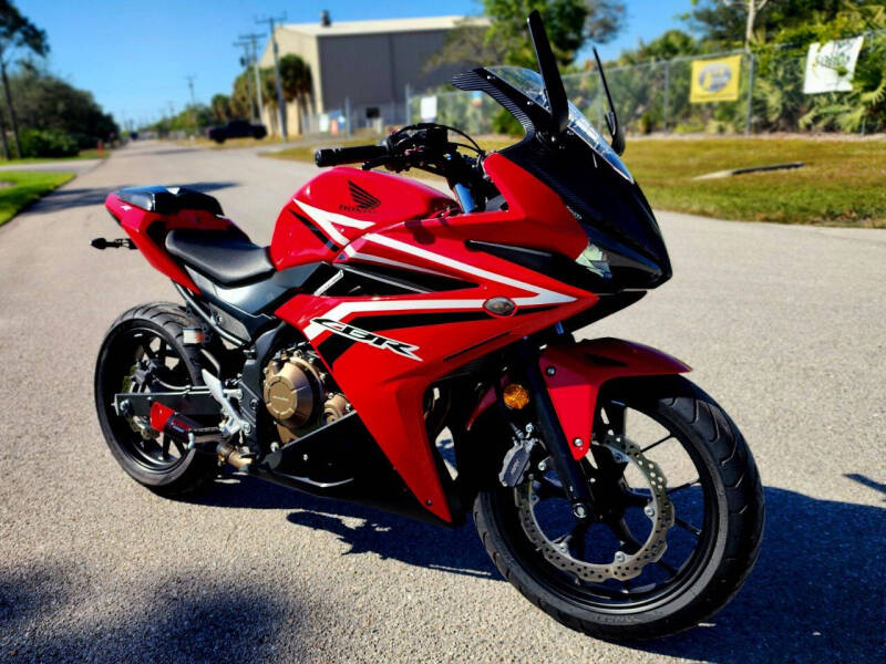 2017 Honda CBR500R