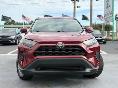 2019 Toyota RAV4 LE