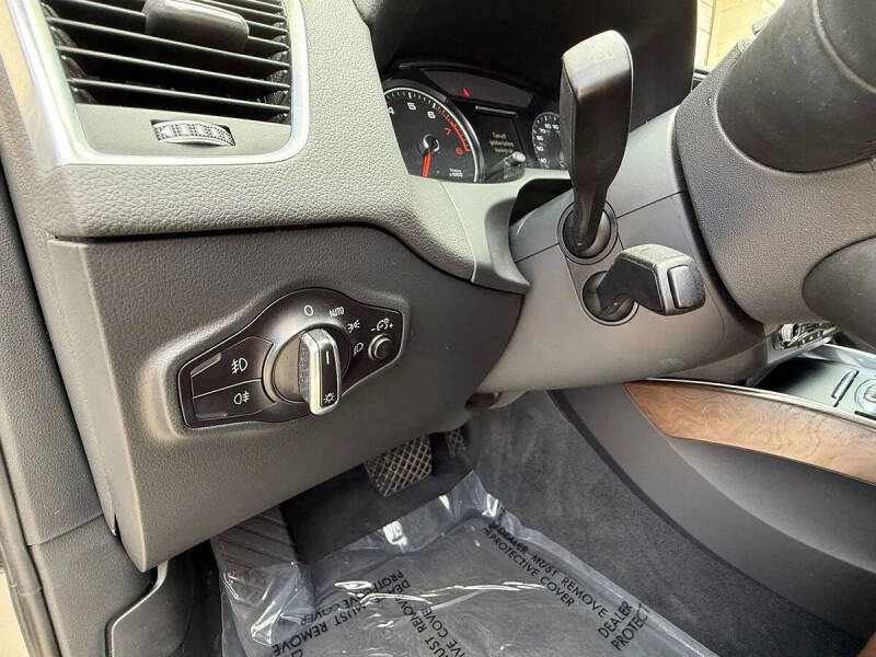 2017 Audi Q5 2.0T quattro Premium Plus