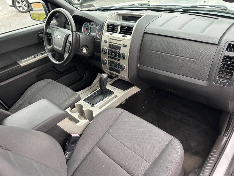 2011 Ford Escape XLT