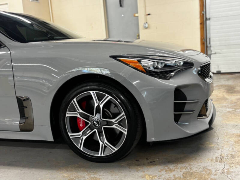 2019 Kia Stinger GT2