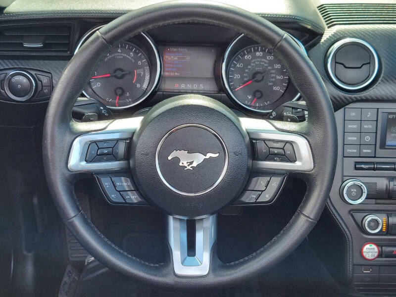 2015 Ford Mustang V6