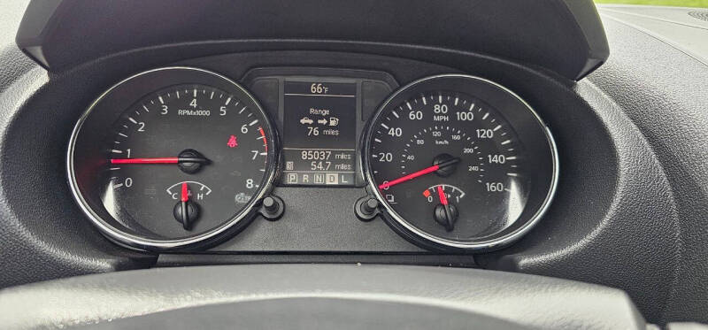 2011 Nissan Rogue SV - Photo 18