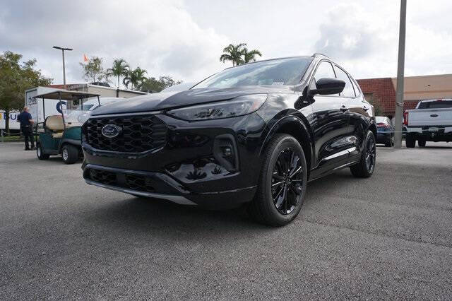 2026 Ford Escape Hybrid ST-Line Elite