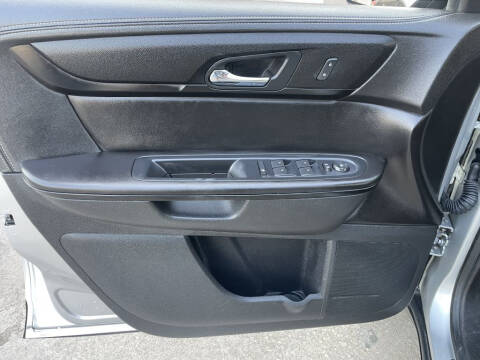 2015 GMC Acadia SLE-2