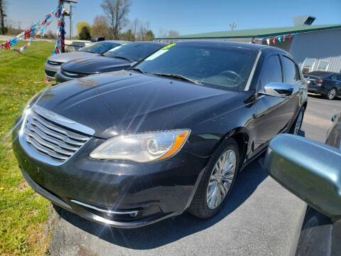 2013 Chrysler 200 for sale at Pack's Peak Auto in Hillsboro OH
