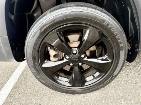 2016 Jeep Cherokee Latitude Altitude