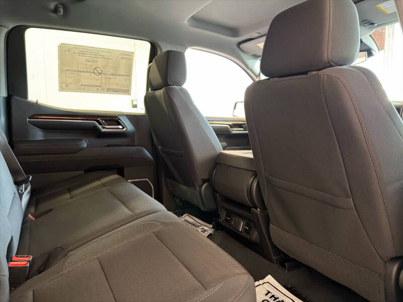 2026 GMC Sierra 1500 Elevation Standard