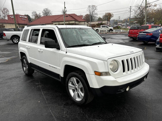 2014 Jeep Patriot for sale at Country Auto Sales Inc. in Bristol, VA