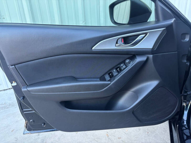 2018 Mazda MAZDA3 Sport