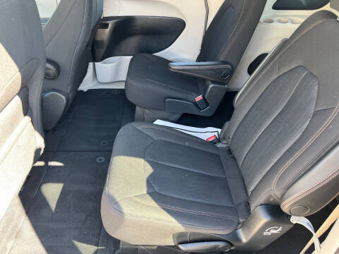 2020 Chrysler Pacifica Touring