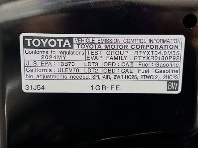 2024 Toyota 4Runner SR5