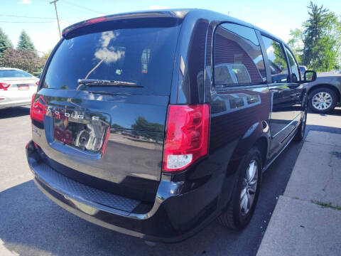 2015 Dodge Grand Caravan SE