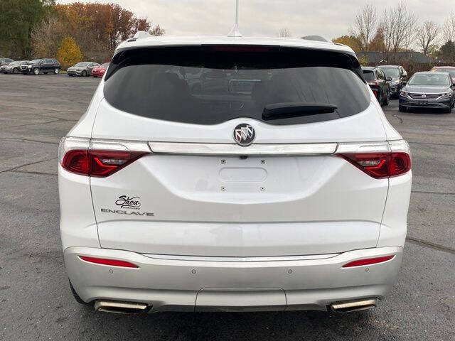 2024 Buick Enclave Essence