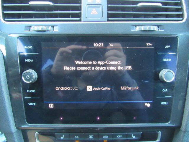 2019 Volkswagen Golf SportWagen