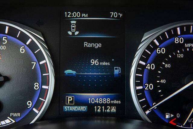 2017 Infiniti Q50 Hybrid Premium