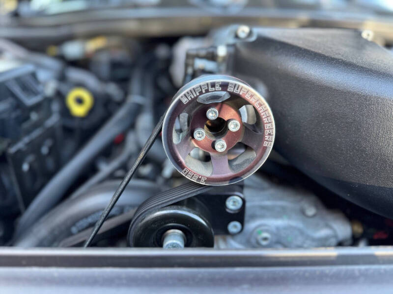 2014 Dodge Challenger SRT8 Core