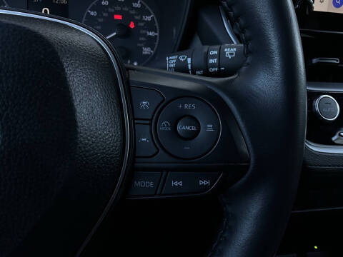 2025 Toyota Corolla Cross LE