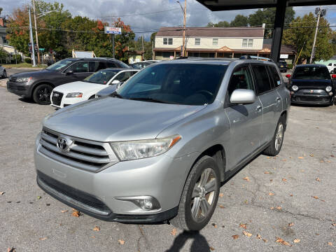 2012 Toyota Highlander for sale at Apple Auto Sales Inc in Camillus NY