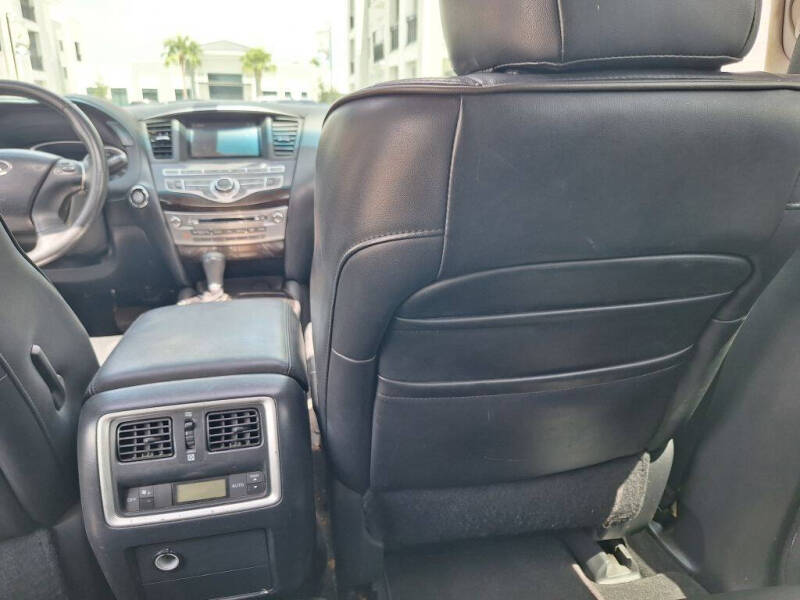2013 Infiniti JX35