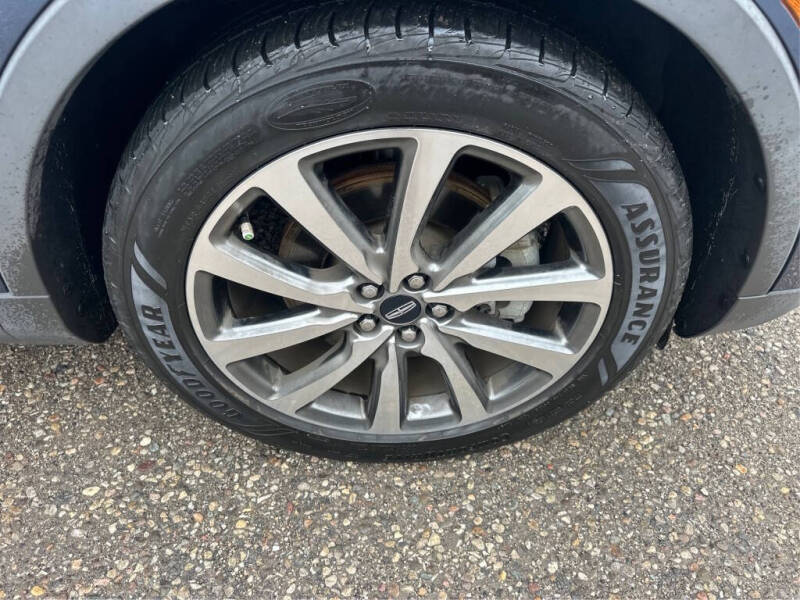 2019 Lincoln Nautilus Select