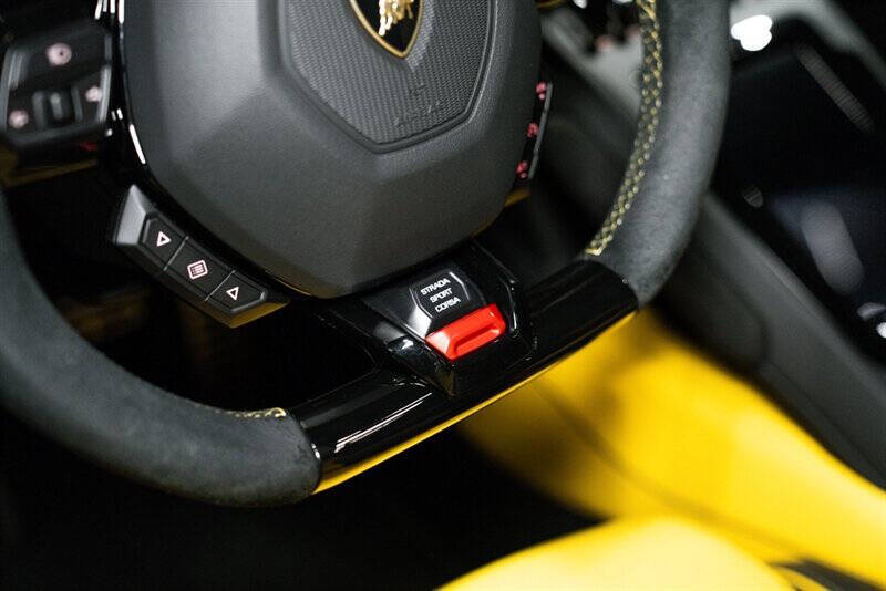 2023 Lamborghini Huracan EVO Spyder