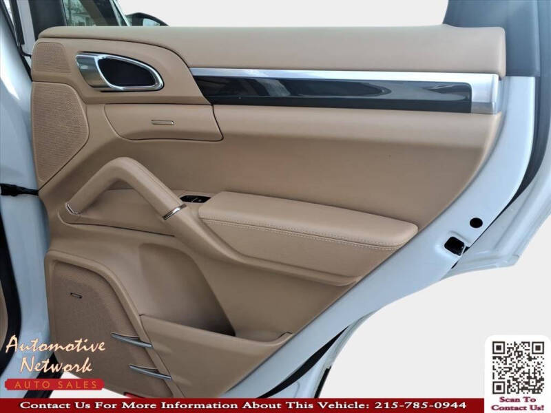 2014 Porsche Cayenne Platinum