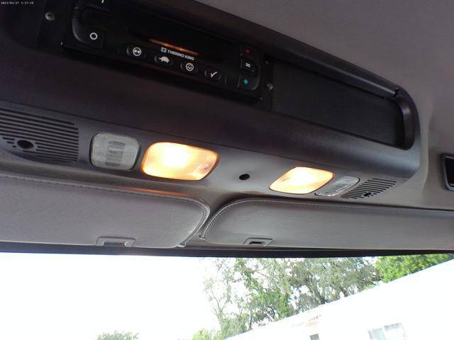 2015 Freightliner M2 106