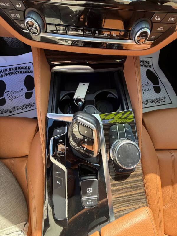 2019 BMW 5 Series 530e xDrive iPerformance