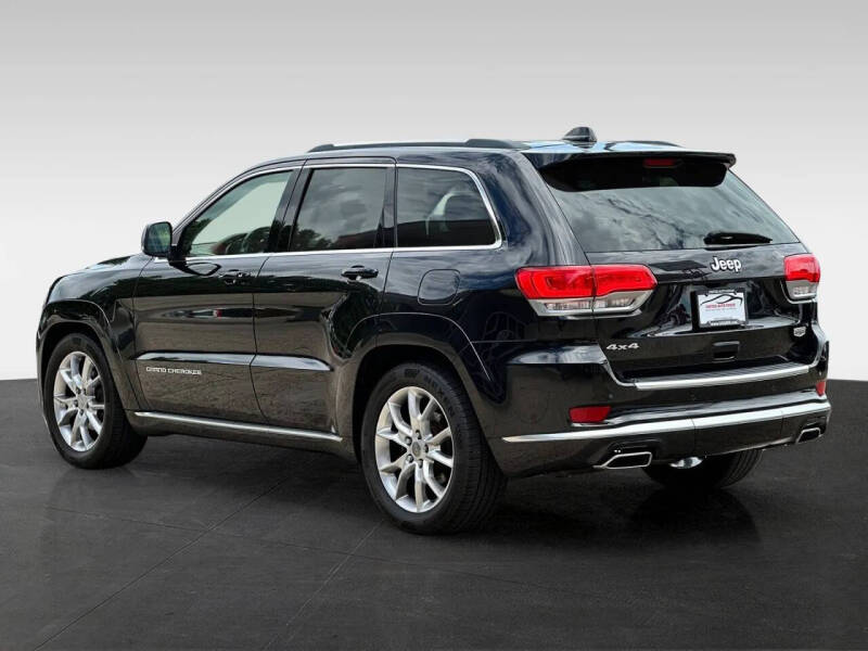 2016 Jeep Grand Cherokee Summit