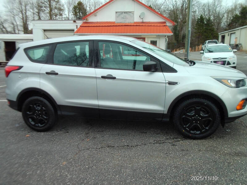 2019 Ford Escape S
