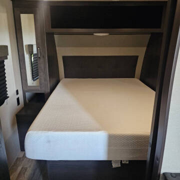 2022 Winnebago 240ML Transcend Xplore