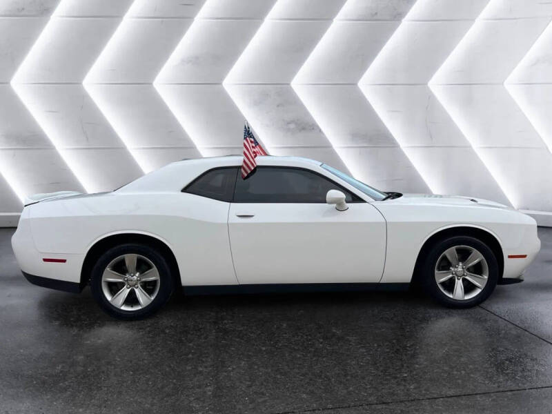 2019 Dodge Challenger SXT