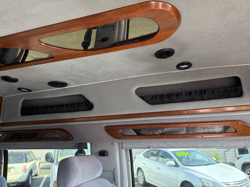 1999 Dodge Ram Van 1500