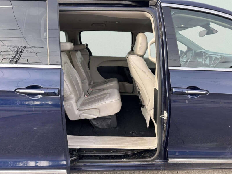 2018 Chrysler Pacifica Touring L Plus