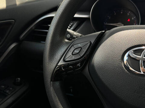 2021 Toyota C-HR XLE