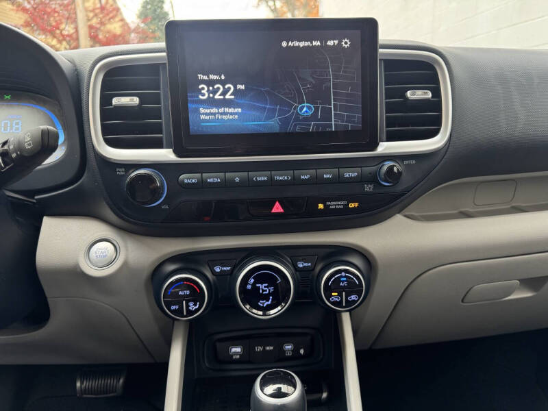 2023 Hyundai Venue Limited