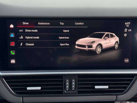 2023 Porsche Cayenne E-Hybrid Coupe